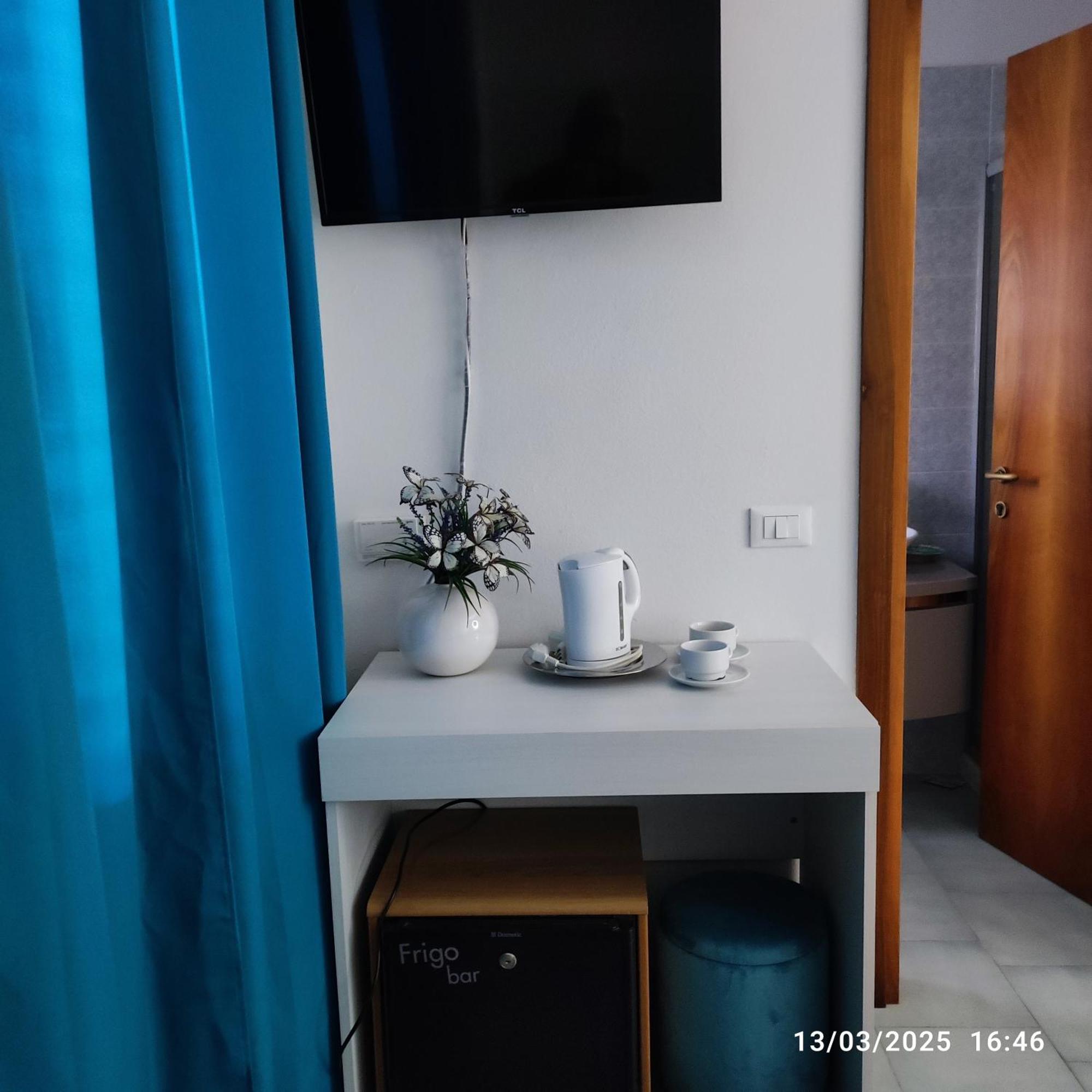 Casapatrizia B&B Sirmione Bagian luar foto