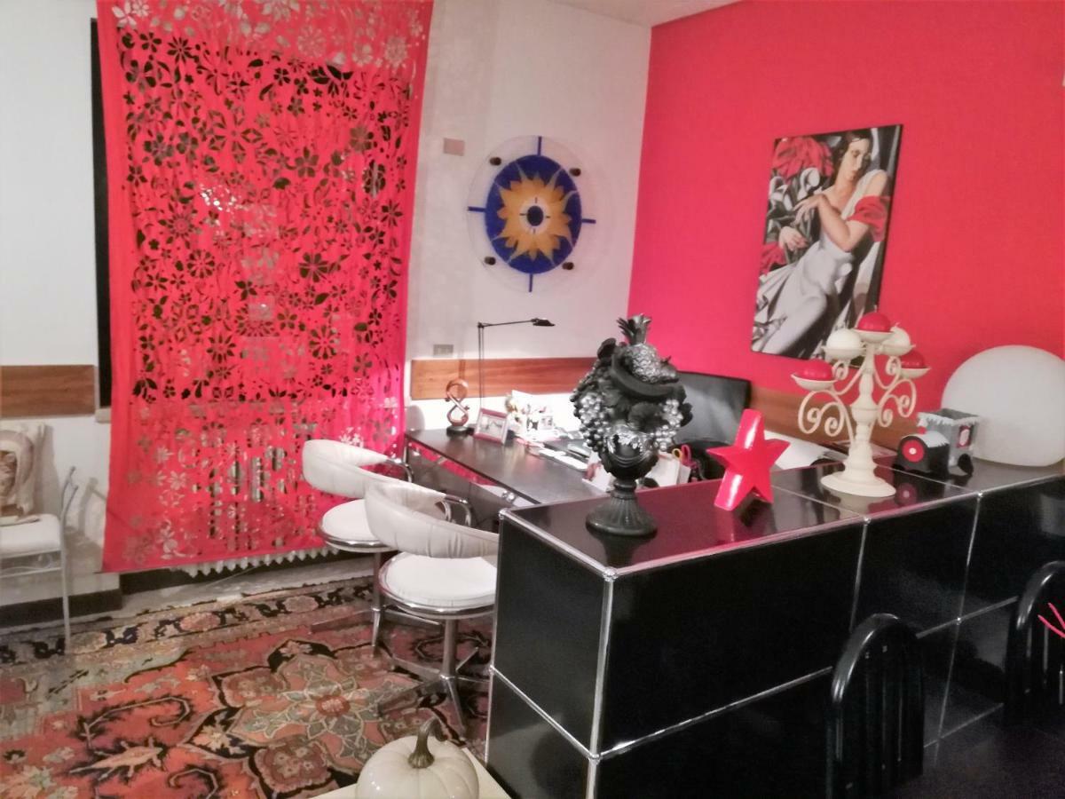 Casapatrizia B&B Sirmione Bagian luar foto
